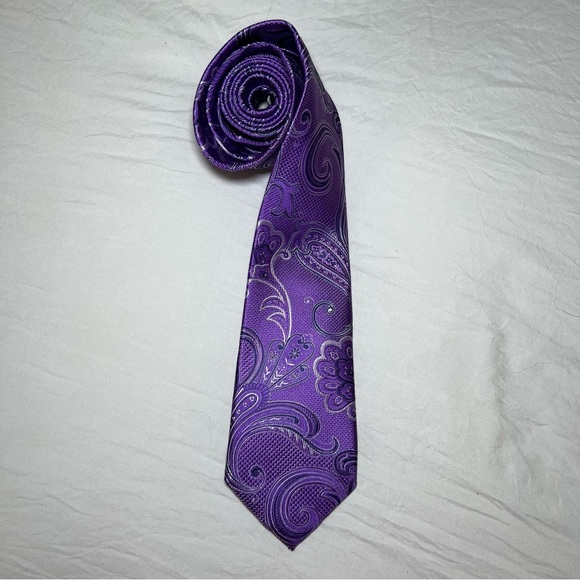Nordstrom Men’s Shop Purple & Silver 100% Sill Paisley Tie - Picture 1 of 5